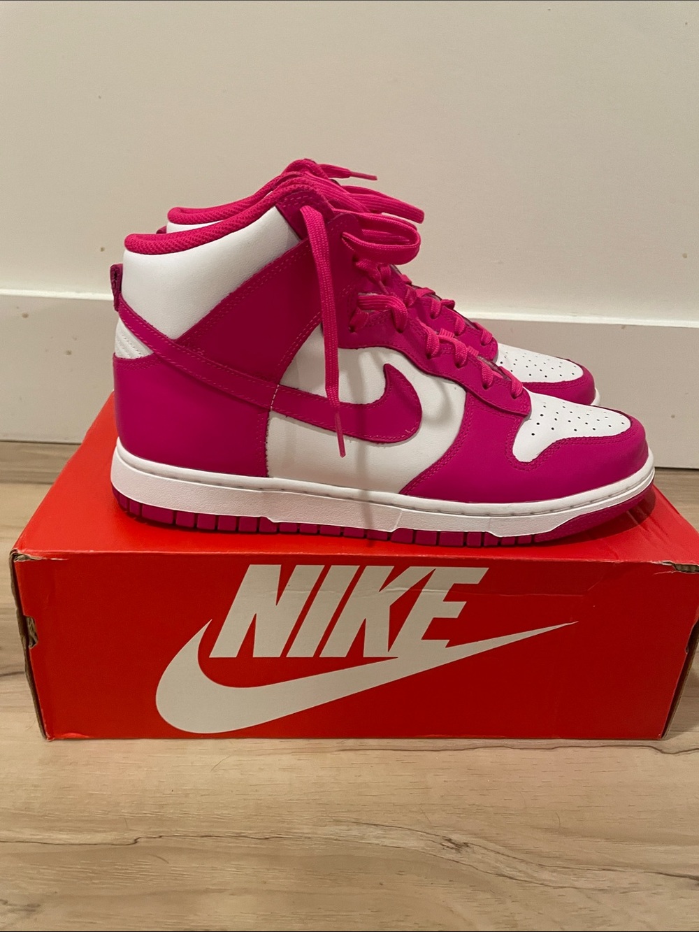 Nike Unisex High-Top Dunks Pink Prime Womens 11/Mens 9.5 Original Box